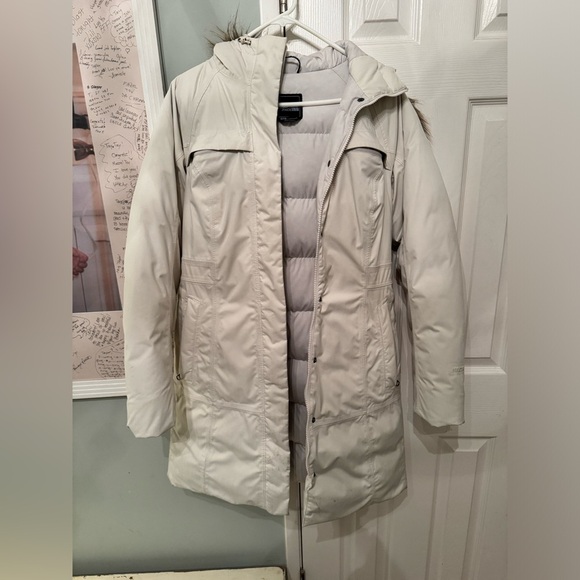 NORTH FACE long down filled parka - Picture 4 of 17